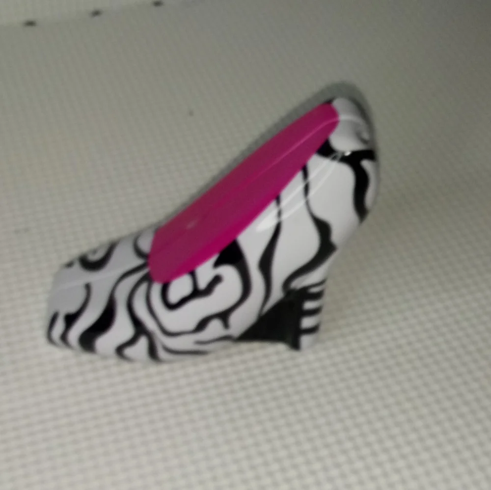 Zebra print with paint miniature high heel ornament
